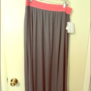BNWT LuLaRoe Lucy
